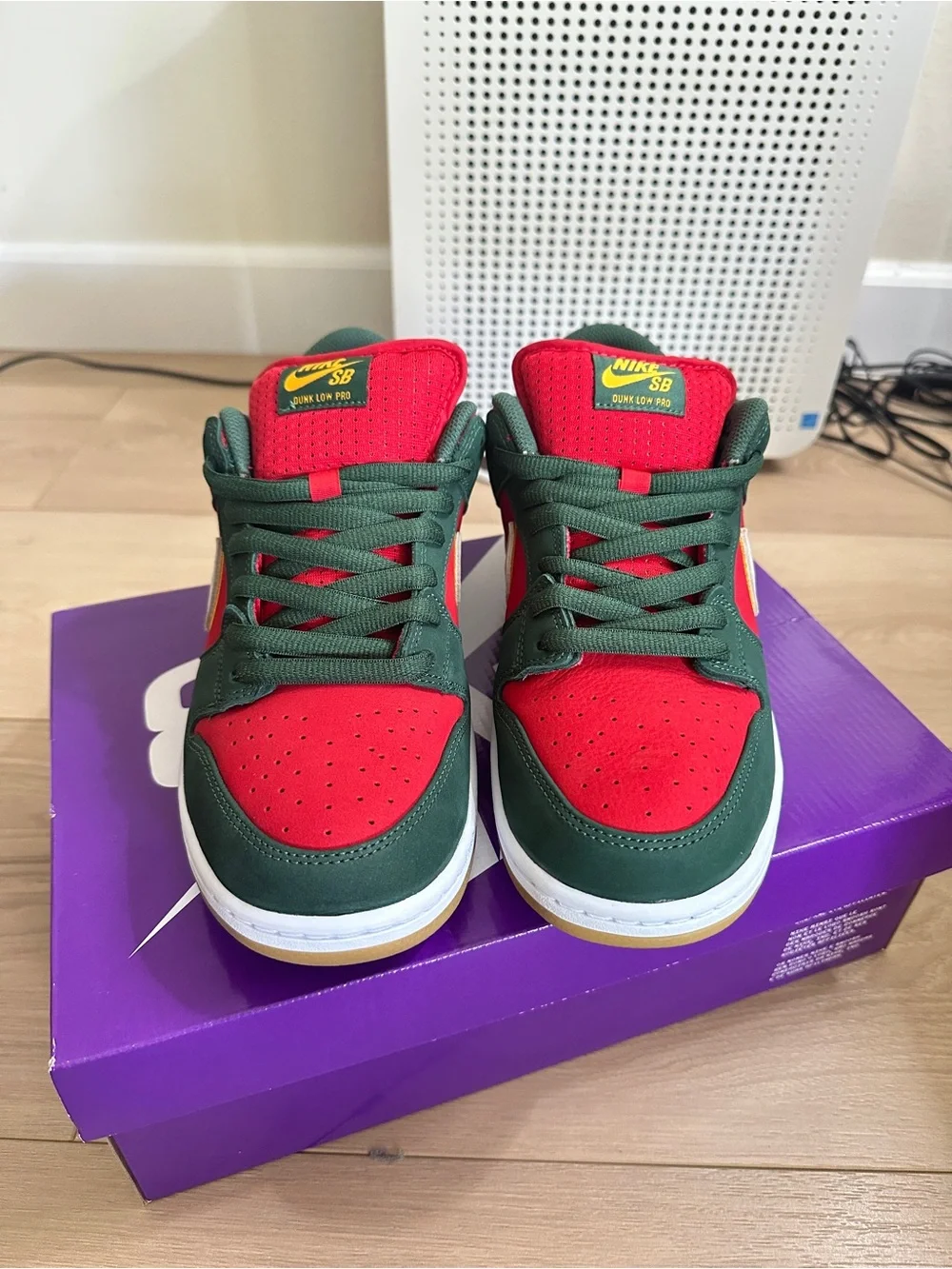 Nike SB Dunk Low PRM Seattle SuperSonics FZ1287-300 Men’s Size 10.5